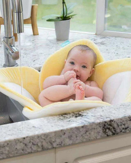 Lotus Dream Baby Bath Mat - Foldable Floral Serenity