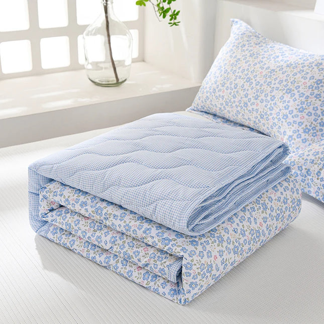 Breathable Quilted Summer Comforter Set — Cooling Skin-Friendly Quilt