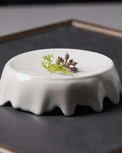 Artistic Heat Retention Plate for Molecular Gastronomy - Elegant Serving Dish for Desserts and Butter in Fine Dining