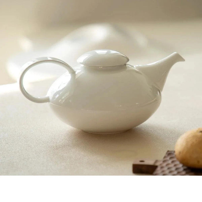 Regal Elegance: Medieval Red Bone China Tea Cup Collection
