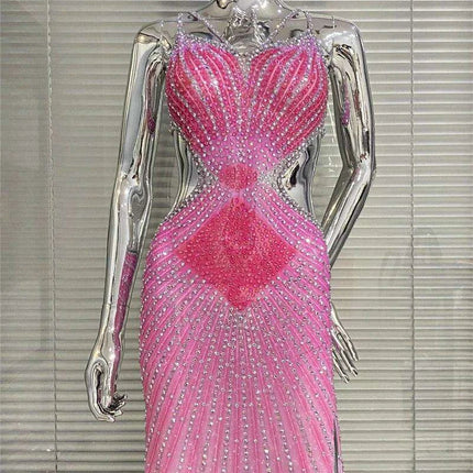 Stunning Backless Bodycon Dress with Dazzling Diamond Details for Unforgettable Events