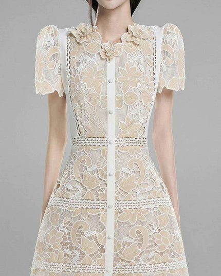 Elegant Floral Evening Dress with Ruffle Collar