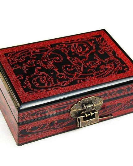 Exquisite Handcrafted Chinese Lacquer Jewelry Box with Mirror - A Beautiful Keepsake for Your Treasures
