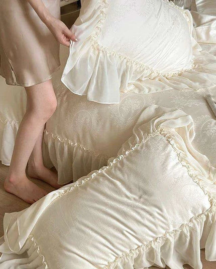 Luxurious Jacquard Lace and Chiffon Bedding Ensemble with Premium Egyptian Cotton - Beige Ruffled Duvet, Sheets, and Pillowcases