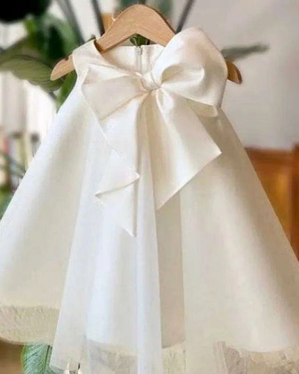 Korean-Inspired Elegant Big Bow Dress for Baby Girl's First Birthday Celebration 2023