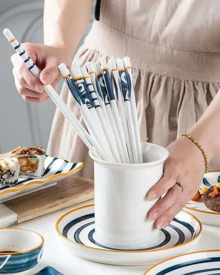 Sophisticated Japanese Porcelain Chopstick Collection - 5 Pairs for an Elevated Dining Experience