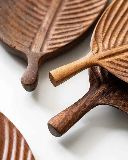 Nature-Inspired Wooden Leaf Tray - Elegant Serving and Decor Centerpiece