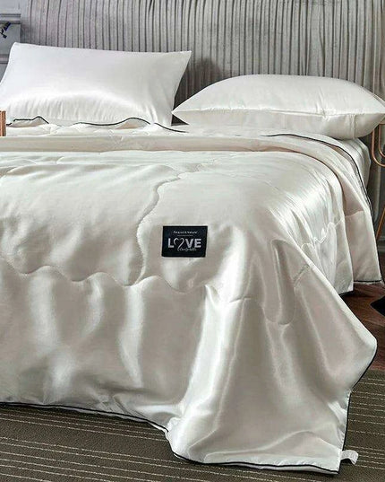 Imitation Silk Summer Comforter - Soft White Lightweight Quilt for Adults, Available in Single and Double Sizes (150*200cm)