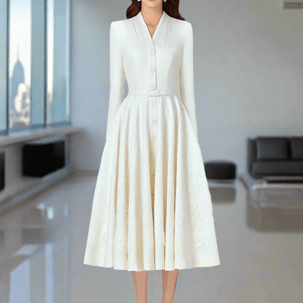 Elegant V-Neck Lace Pleated Belted Evening Gown - Autumn Edition