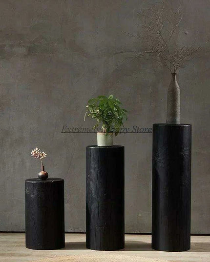 Nordic-Inspired Black Round Wooden Coffee Table: Stylish Side Table for Modern Living Spaces