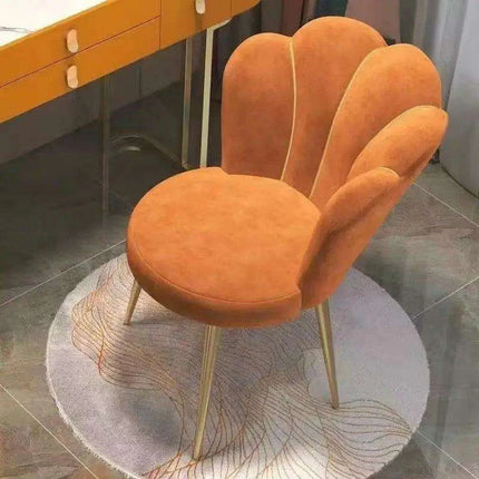 Scandinavian Chic Vanity Chair - Très Elite