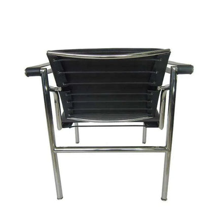 Scandinavian Elegance Lounge Chair - Très Elite
