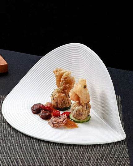 Artisan White Ceramic Dinner Plate Collection - Unique Handcrafted Design for Elegant Entertaining