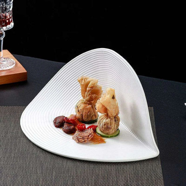 Artisan White Ceramic Dinner Plate Collection - Unique Handcrafted Design for Elegant Entertaining