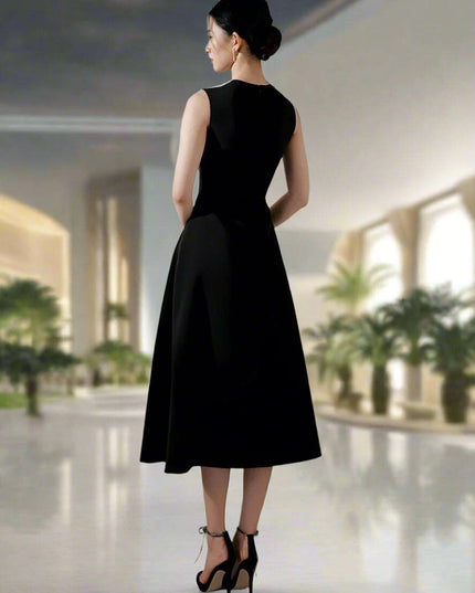 Elegant Sleeveless Women's Party Dress with Bow Accent and Cut-Out Waist - Solid Color Summer Fashion 2024