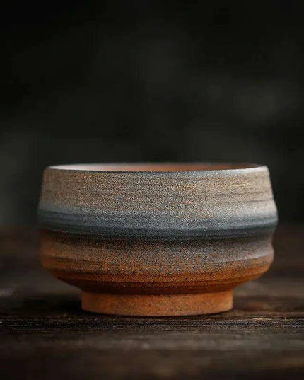 Elegant Artisan Japanese Stoneware Tea Bowl – Enhance Your Tea Experience with Timeless Craftsmanship