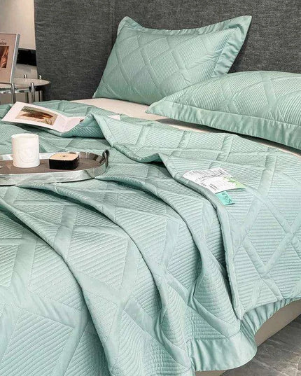 Luxurious Lightweight Tencel Summer Quilt Set with Pillowcases - Double Queen Size Bedspread