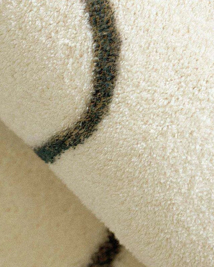 Plush Oasis Retreat Carpet - Experience Ultimate Comfort and Elegance