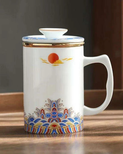Elegant White Ceramic Tea Infuser Mug with Built-in Strainer and Lid for Ideal Tea Brewing Experience