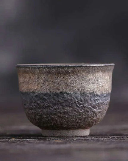 Elegant Artisan Japanese Stoneware Tea Bowl – Enhance Your Tea Experience with Timeless Craftsmanship