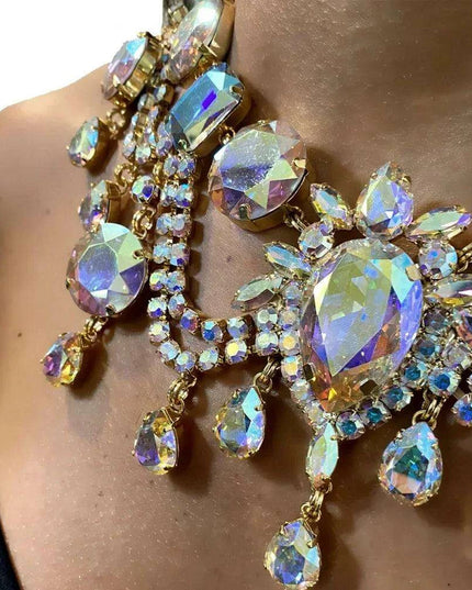 Elegant Water Droplet Choker Necklace for Trendsetting Women