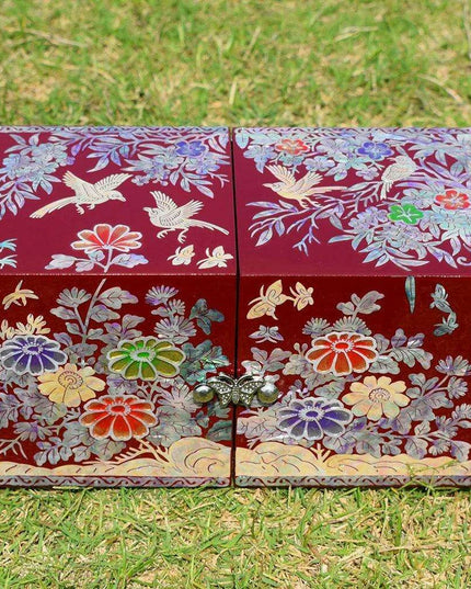 Luxurious Mother of Pearl Jewelry Organizer with Four Drawer Compartments – A Thoughtful Gift for Loved Ones