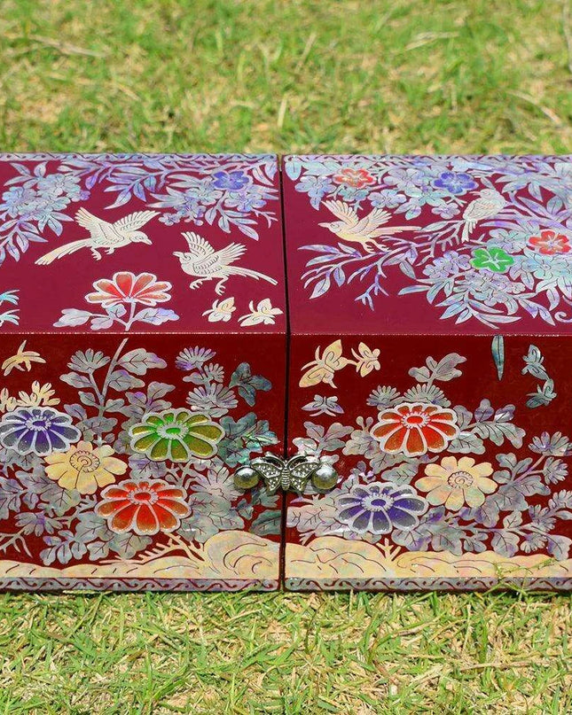 Luxurious Mother of Pearl Jewelry Organizer with Four Drawer Compartments – A Thoughtful Gift for Loved Ones