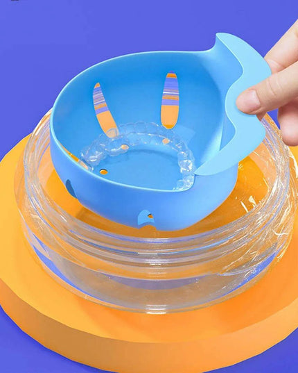 Y-Kelin Stylish Denture Care Kit with Complimentary Cleaning Tablets in Four Vibrant Colors