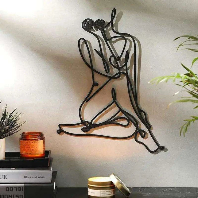 Sculptural Female Form Metal Wire Wall Art for Modern Home Ambiance