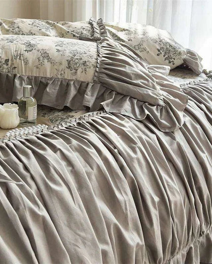 Elegant Vintage Floral Lace Ruffle Cotton Bedding Set with Duvet Cover, Bed Sheet, and Pillowcases