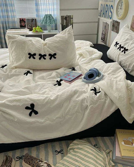 Breezy Bliss Summer Quilt Set - Cool and Convenient Machine Washable Blanket