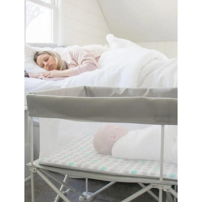Regalo My Crib Portable Bassinet with Travel Bag, Lightweight and Compact