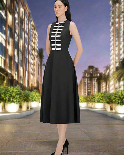 Elegant Sleeveless Women's Party Dress with Bow Accent and Cut-Out Waist - Solid Color Summer Fashion 2024