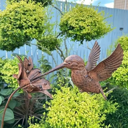 Rusty Metal Texture Hummingbird Garden Stake Stable Solid Structure Easy Installation Wrought Iron Bird Statue rusty-metal-texture-hummingbird-garden-stake-stable-solid-structure-easy-installation-wrought-iron-bird-statue