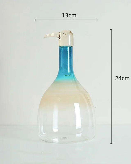 Toucan-Inspired Gradient Glass Vase: A Chic and Multifunctional Home Accent