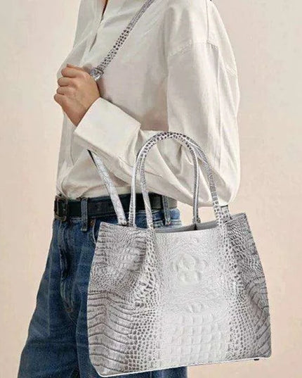 Luxurious Crocodile Pattern Leather Handbag for Stylish Women