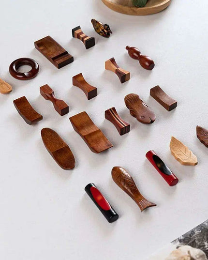 Sophisticated Wooden Japanese Chopstick Holder for Elevated Dining Experience