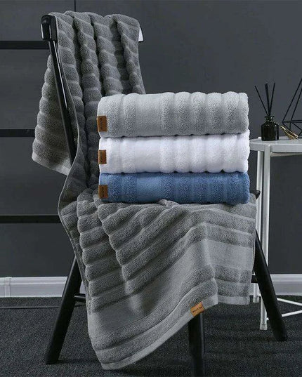 Luxury Combed Cotton Towel Set: Elevate Your Daily Comfort