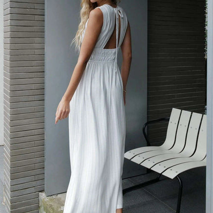 Chic Striped Maxi Dress in Lightweight Linen Viscose for Summer