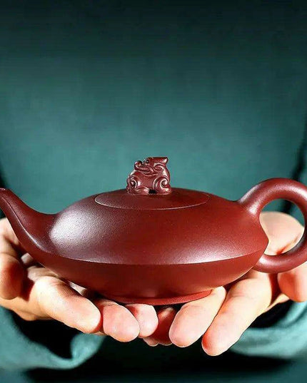 Handcrafted Yixing Purple Clay Teapot - 240ml Ideal for Oolong and Dahongpao Tea Enthusiasts