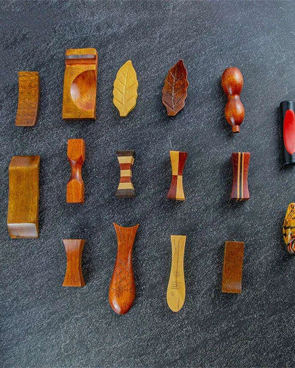 Eco-Friendly Japanese Wooden Chopstick Rest - Stylish Accent for Dining and Kitchen Decor