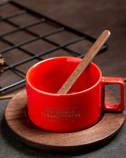 Classic American Elegance: Ceramic Coffee Mug Set with Walnut Holder and Gift Box