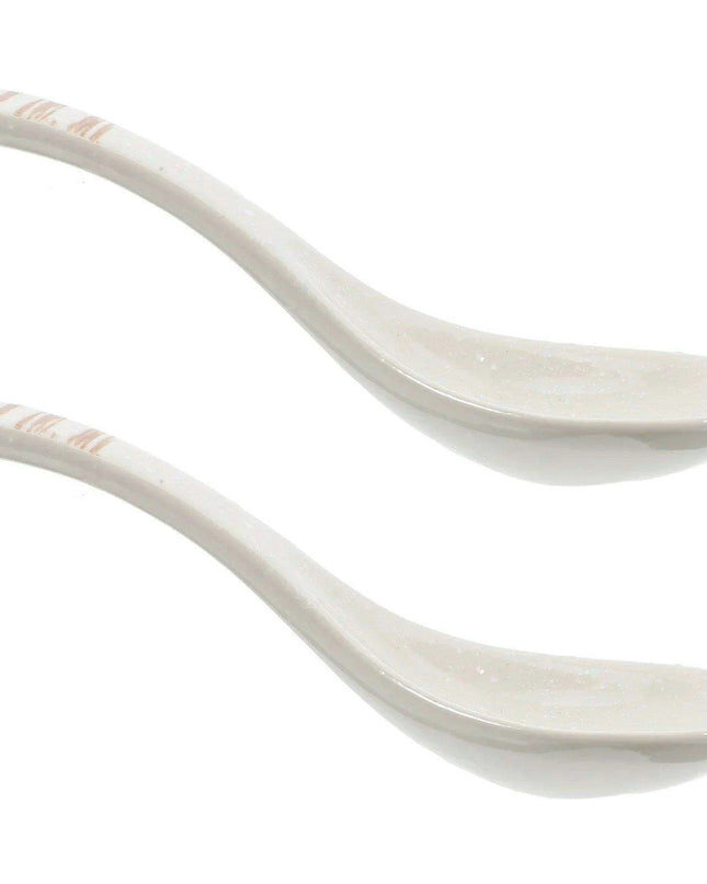 Elegant Japanese Ceramic Spoon for Ramen and Dumplings - A Touch of Sophistication for Every Meal