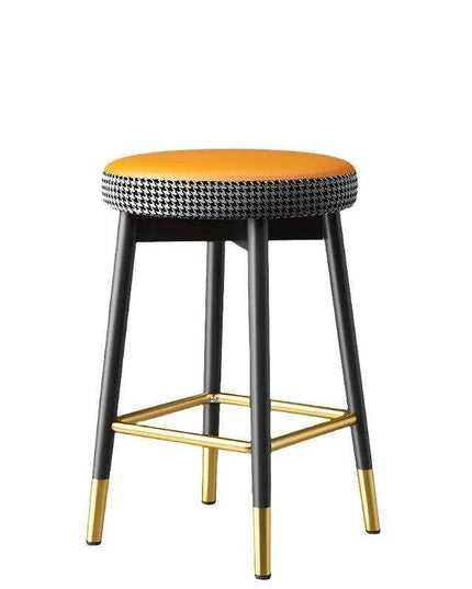 Sleek Scandinavian Leather Gaming and Vanity Stool - Trendy Seating for Modern Interiors