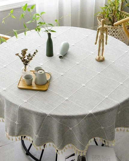 Stylish Customizable Plaid Cotton Linen Tablecloth - Elevate Your Dining Experience