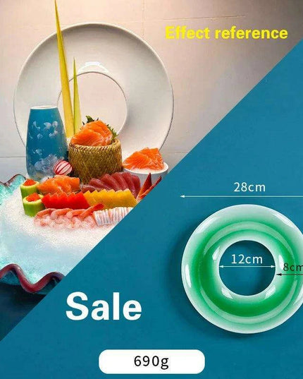 Japanese Elegance Circular Serving Tray - Sophisticated Sushi Display for Luxurious Dining