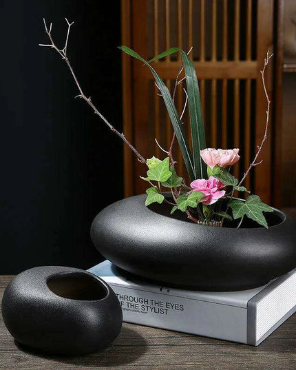 Timeless Elegance: Handcrafted Chinese Ceramic Bonsai Planter for Exquisite Home Decor