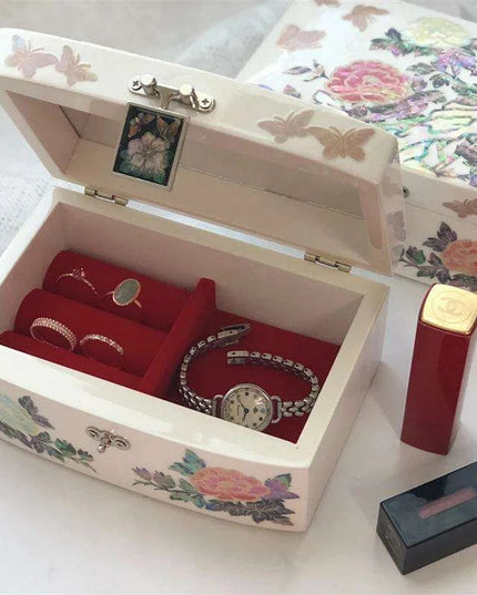 Elegant Floral and Butterfly Mother of Pearl Jewelry Box - Perfect Gift for Her on Any Special Occasion