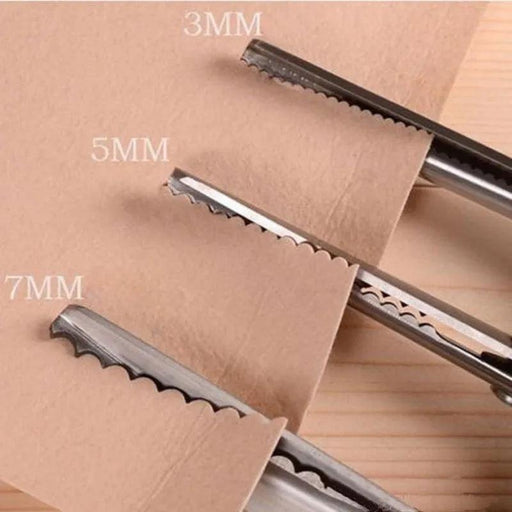 Precision Wave Lace Crafting Scissors - Premium Stainless Steel for Sewing and DIY Projects