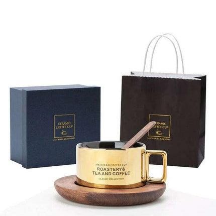 Classic American Elegance: Ceramic Coffee Mug Set with Walnut Holder and Gift Box